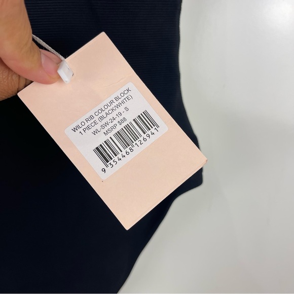 NEW WILO the Label Ribbed Color Block One Piece Swimsuit Women's Size Small - Picture 6 of 10